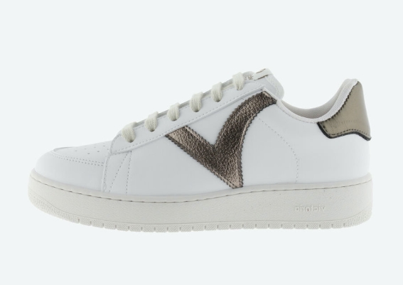 Victoria 79€